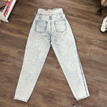 Load image into Gallery viewer, 80s Accent Acid Wash Jeans
