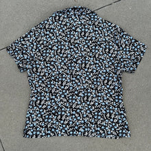 Load image into Gallery viewer, 80s Black Floral Button-Down
