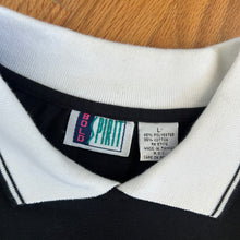 Load image into Gallery viewer, 90s Collared Flower Top
