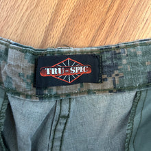 Load image into Gallery viewer, Tru-Spec Pixel Camo Cargos
