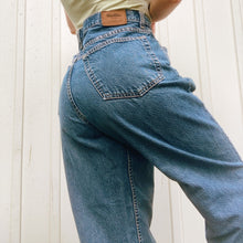 Load image into Gallery viewer, Vintage Brooks Brothers Jeans
