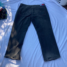 Load image into Gallery viewer, Vintage Tommy Hilfiger Jeans
