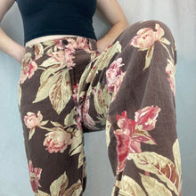 Load image into Gallery viewer, 100% Linen Ralph Lauren Pants
