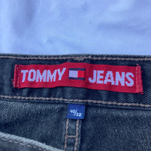 Load image into Gallery viewer, Vintage Tommy Hilfiger Jeans
