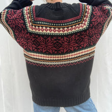 Load image into Gallery viewer, Vintage Tommy Hilfiger Sweater
