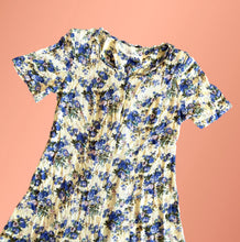 Load image into Gallery viewer, 80s Floral Lace-Up Dress
