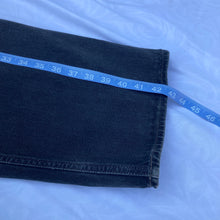 Load image into Gallery viewer, Vintage Tommy Hilfiger Jeans
