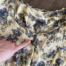 Load image into Gallery viewer, 80s Floral Lace-Up Dress
