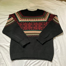 Load image into Gallery viewer, Vintage Tommy Hilfiger Sweater
