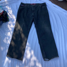 Load image into Gallery viewer, Vintage Tommy Hilfiger Jeans
