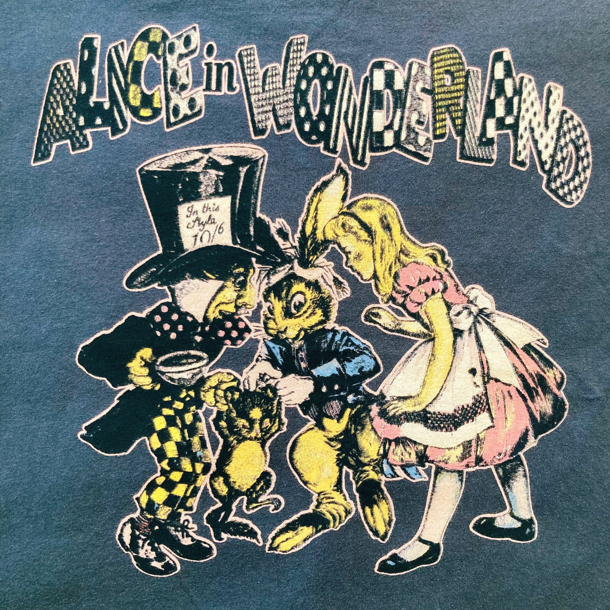 Y2K Vintage Alice in Wonderland authentic Shirt by Junk Food