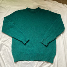 Load image into Gallery viewer, 90s L.L. Bean Chunky Sweater
