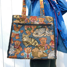 Load image into Gallery viewer, Teddy Bear Tapestry Bag
