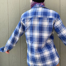 Load image into Gallery viewer, Heavyweight Camping Flannel
