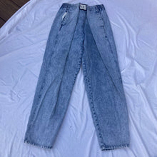 Load image into Gallery viewer, 80s Acid Wash Adjustable Jeans
